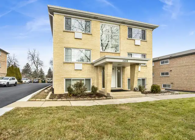 Property at 1608 Ogden Ave Unit 2E, Downers Grove, IL, 60515, 2 beds, 1 bath, [object Object]
