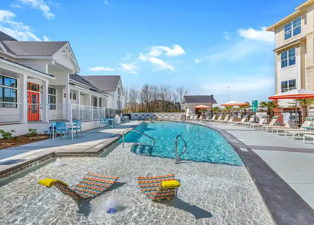Property at Alta Croft - 3030 Barrow Rd, Charlotte, NC, 28269, 2 beds, 2 baths, [object Object]