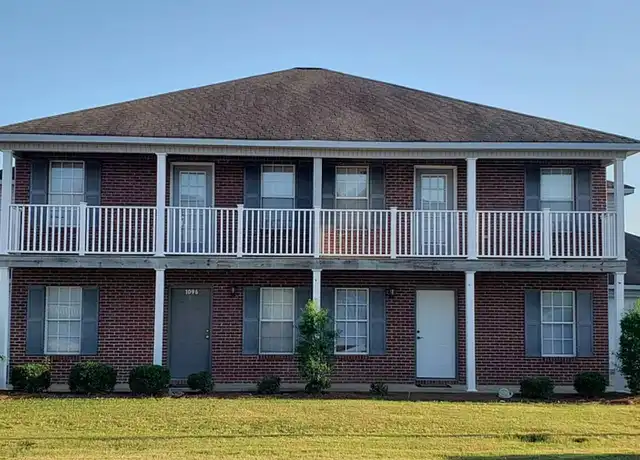 Property at 1096 Saint Andrews Ln Unit 1, Starkville, MS, 39759, 3 beds, 3.5 baths, [object Object]