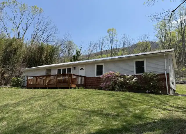 Property at 115 Webb Cove Rd, Asheville, NC, 28804, 3 beds, 1.5 baths, [object Object]