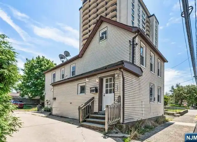 Property at 1602 Anderson Ave, Fort Lee, NJ, 07024, 3 beds, 1 bath, [object Object]