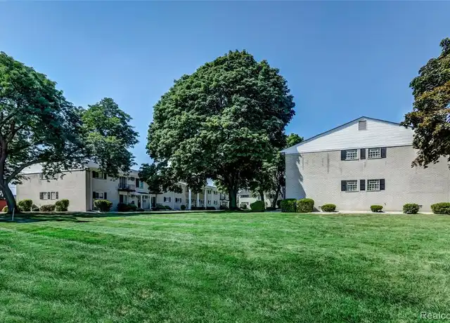 Property at 5650 Pardee Ave Unit 7, Dearborn Heights, MI, 48125, 1 bed, 1 bath, [object Object]