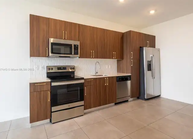 Property at 218 NW 8th St Unit 1806, Miami, FL, 33136, 3 beds, 2 baths, [object Object]