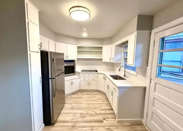 Property at 3701 Jones St, Omaha, NE, 68105, 2 beds, 1 bath, [object Object]
