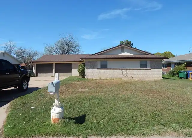 Property at 822 Stonewall Dr, San Angelo, TX, 76905, 4 beds, 2 baths, [object Object]