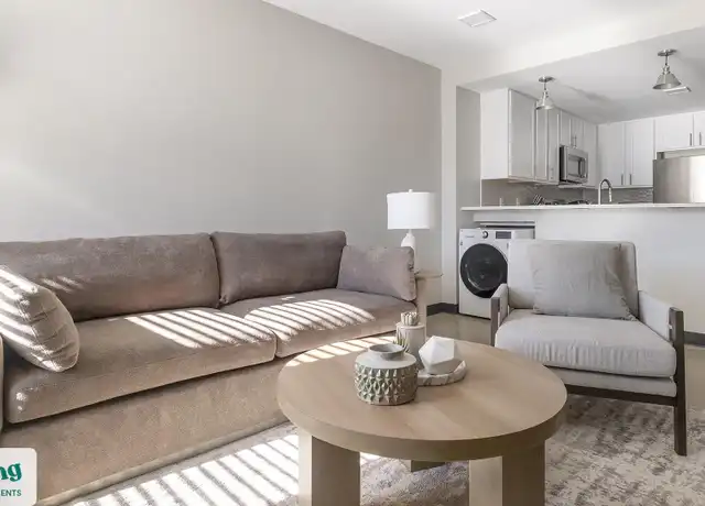Property at 2021 10th Ave S Unit 6191402910, Birmingham, AL, 35205, 1 bed, 1 bath, [object Object]