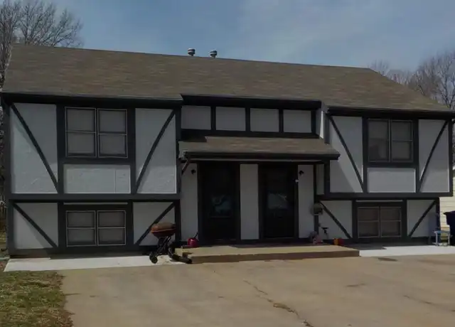 Property at 1383 Parkside Dr, Junction City, KS, 66441, 2 beds, 1 bath, [object Object]