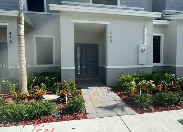 Property at 442 NE 12th St, Florida City, FL, 33034, 3 beds, 3 baths, [object Object]