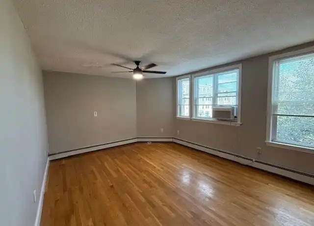 Property at 31 O St Unit 2, Boston, MA, 02127, 2 beds, 1 bath, [object Object]
