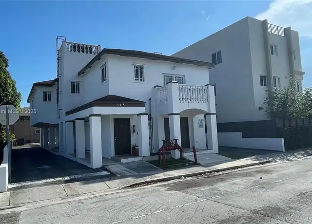 Property at 318 E 6th St Unit 101, Hialeah, FL, 33010, 2 beds, 1.5 baths, [object Object]