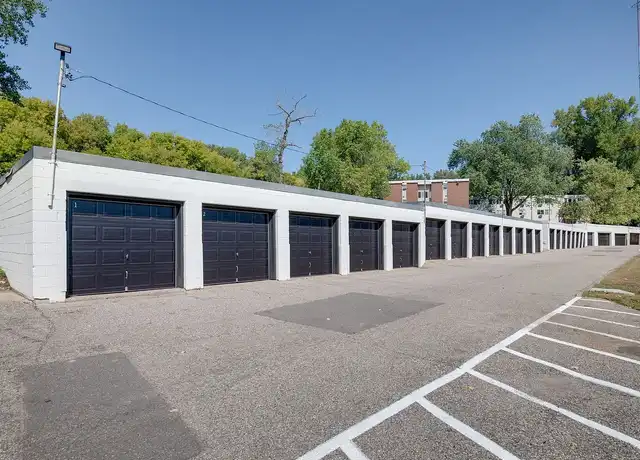 Property at East River Terrace - 2101 E River Ter, Minneapolis, MN, 55414, 0 beds, 1 bath, Contact for Price