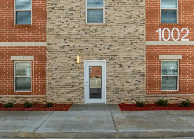 Property at College Place Aparttments - 1002 Old Lascassas Rd, Murfreesboro, TN, 37130, 1-2 bed, 1-2 bath, [object Object]