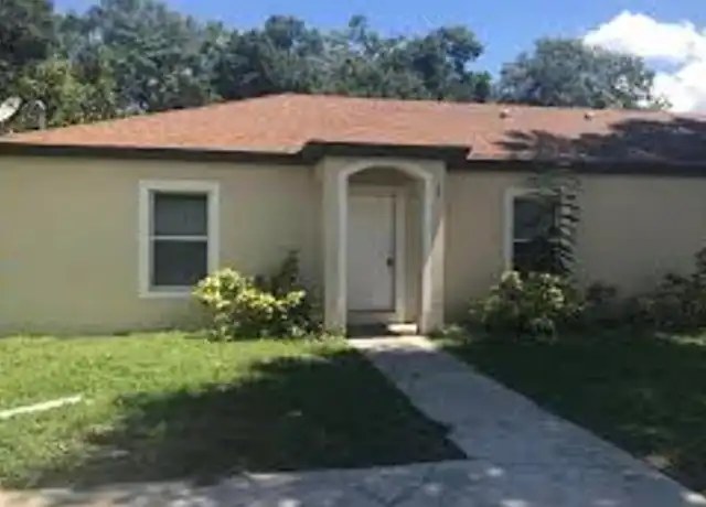 Property at 33 W 13th St, Apopka, FL, 32703, 3 beds, 2 baths, [object Object]