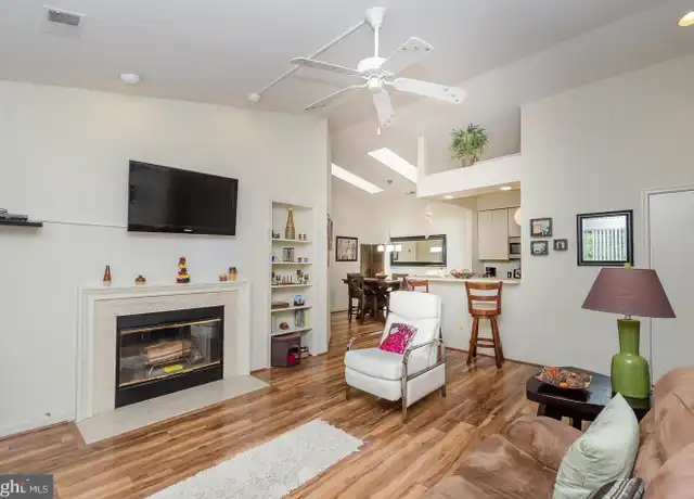 Property at 13702 Modrad Way Unit 8B33, Silver Spring, MD, 20904, 3 beds, 2 baths, [object Object]