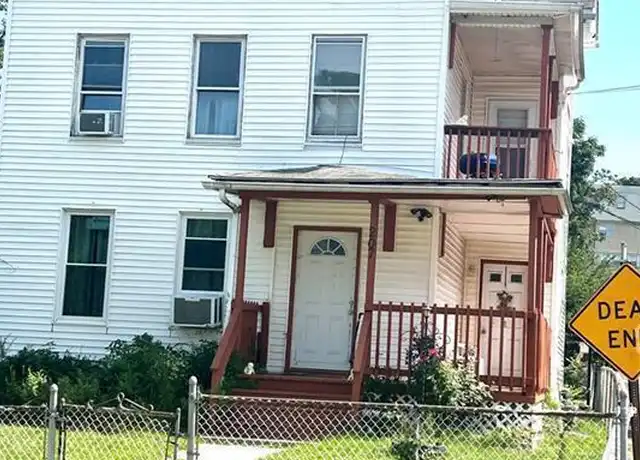 Property at 207 Hobart St Unit 3rd Floor, Meriden, CT, 06450, 3 beds, 1 bath, [object Object]