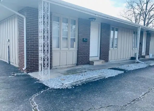 Property at 928 S Crutcher Ave Unit D, Springfield, MO, 65802, 2 beds, 1 bath, [object Object]