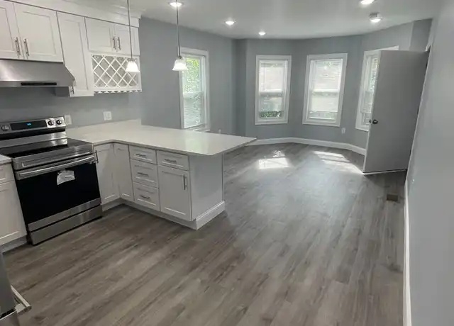 Property at 346 Cherry St, West Newton, MA, 02465, 2 beds, 2 baths, [object Object]