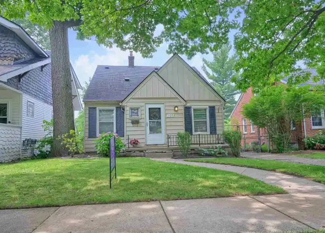 Property at 709 Forestdale Rd, Royal Oak, MI, 48067, 3 beds, 2 baths, [object Object]