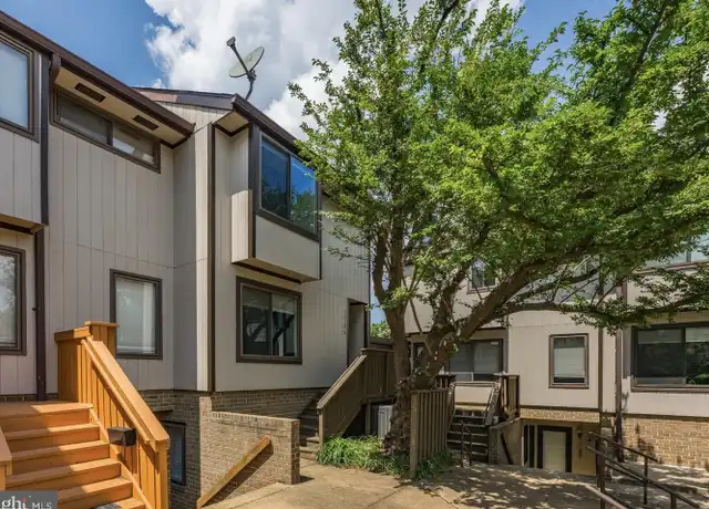 Property at 1785 Westwind Way #22, McLean, VA, 22102, 2 beds, 1.5 baths, [object Object]