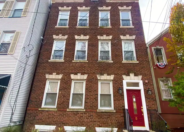 Property at 5 Woodland Ave Unit 2, Montclair Township, NJ, 07042, 2 beds, 1 bath, [object Object]