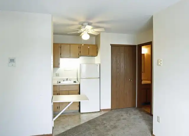 Property at Walbridge Apartments - 505 N Main St, Walbridge, OH, 43465, 1-2 bed, 1 bath, [object Object]