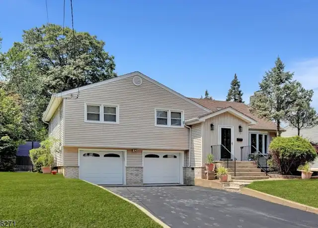 Property at 318 Willow Ct, Ridgewood, NJ, 07450, 4 beds, 3 baths, [object Object]