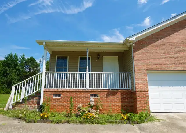 Property at 129 River Oaks Cir, Piedmont, SC, 29673, 3 beds, 2 baths, [object Object]