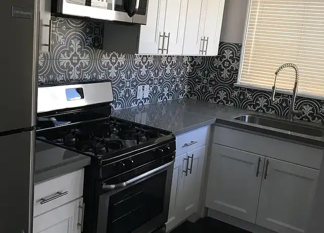 Property at Lomelk Bungalows LLC - 408 E Elk Ave, Glendale, CA, 91205, 0 beds, 1 bath, Contact for Price