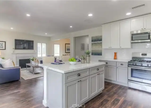 Property at 1925 N Screenland Dr, Burbank, CA, 91505, 3 beds, 2 baths, [object Object]