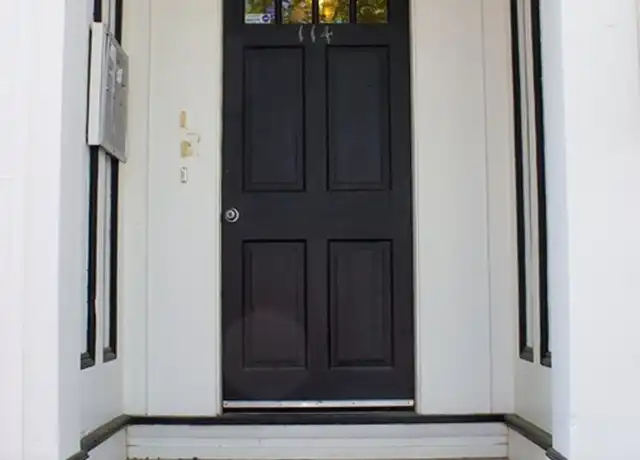Property at 114 Thorndike St Unit 2, Cambridge, MA, 02141, 2 beds, 1 bath, [object Object]