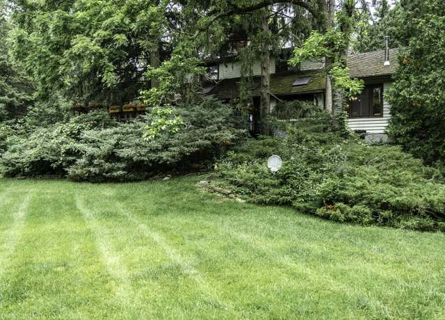 Photo of 530 Dundee Rd, Glencoe, IL 60022