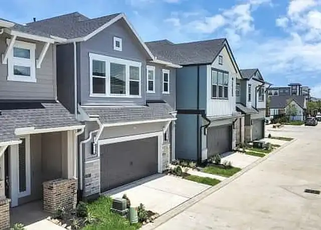 Property at Crossing at Timbergrove - 2718 Katri Way, Houston, TX, 77008, 3 beds, 2.5 baths, [object Object]