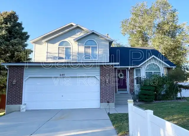 Property at 685 E Orangewood Ln, Sandy, UT, 84070, 3 beds, 2 baths, [object Object]