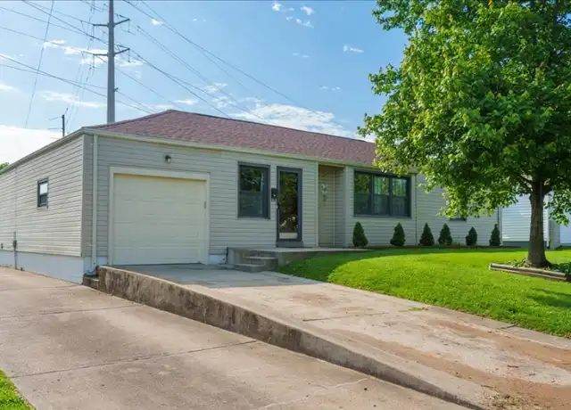 Property at 8716 New Hampshire Ave, Saint Louis, MO, 63123, 3 beds, 2 baths, [object Object]
