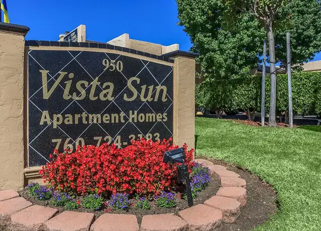 Photo of 950 Arcadia Ave, Vista, CA 92084
