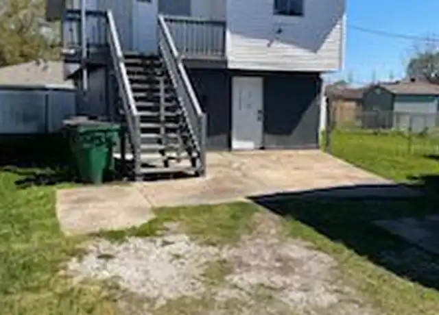 Property at 1015 West Dr, Westwego, LA, 70094, 2 beds, 1 bath, [object Object]