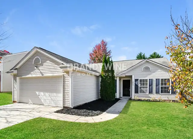 Property at 12819 Old Iron Ln, Charlotte, NC, 28215, 3 beds, 2 baths, [object Object]