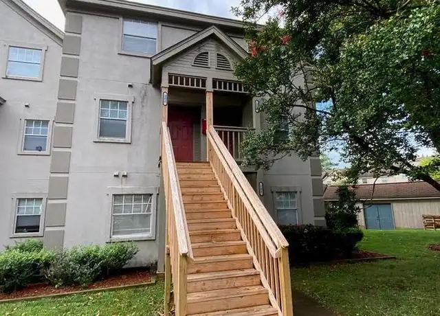 Property at 2500 Avent Ferry Rd #201, Raleigh, NC, 27606, 2 beds, 2.5 baths, [object Object]