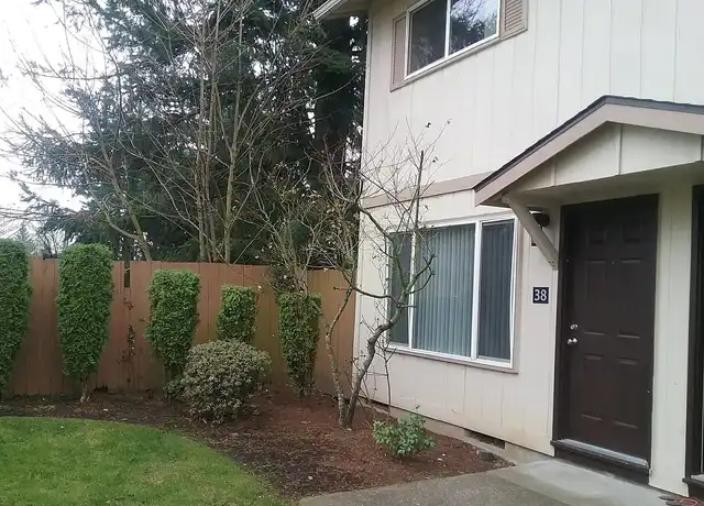 Property at Arbor Place Townhomes - 19550 E Burnside St, Portland, OR, 97233, 1-2 bed, 1 bath, [object Object]