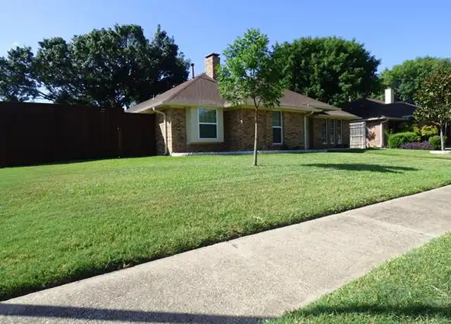 Property at 1920 Arbor Creek Dr, Carrollton, TX, 75010, 3 beds, 2 baths, [object Object]