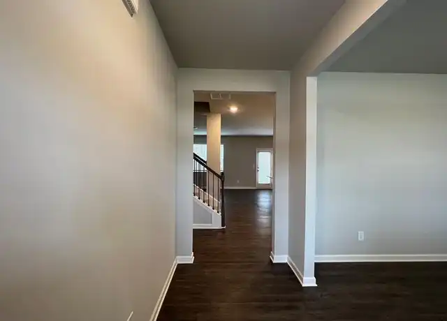 Property at 6599 Bluffview Dr, Douglasville, GA, 30134, 5 beds, 3 baths, [object Object]