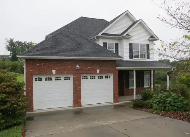 Property at 305 Cinnamon Way, Clemmons, NC, 27012, 4 beds, 2.5 baths, [object Object]