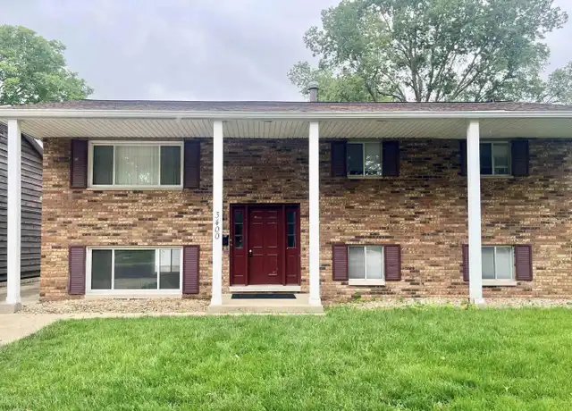 Property at 3400 N Missouri Ave Unit B, Peoria, IL, 61603, 3 beds, 1 bath, [object Object]
