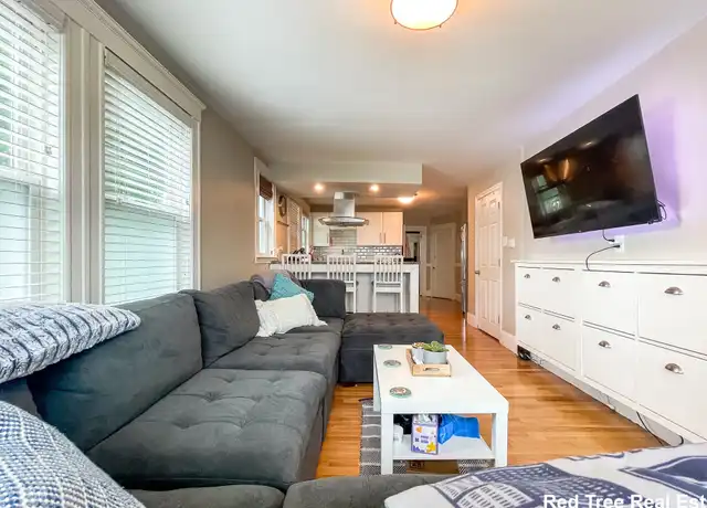 Property at 21 Town Hill St Unit 1, Quincy, MA, 02169, 1 bed, 1 bath, [object Object]
