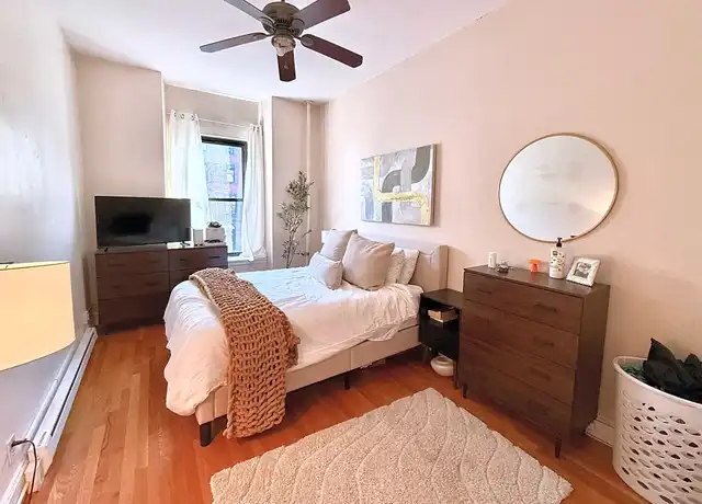 Property at 140 Beacon St Unit 3, Boston, MA, 02116, 2 beds, 1 bath, [object Object]