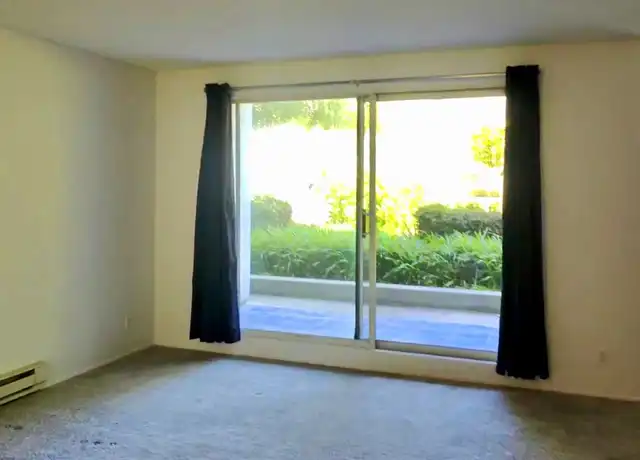 Property at 3 Commodore Dr Unit B262, Emeryville, CA, 94608, 2 beds, 2 baths, [object Object]