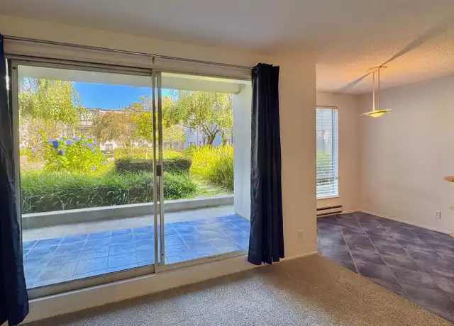 Property at 3 Commodore Dr Unit B262, Emeryville, CA, 94608, 2 beds, 2 baths, [object Object]