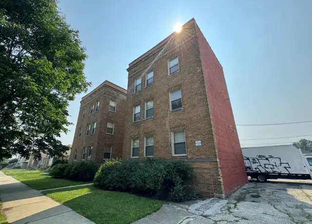 Property at 10212 S King Dr Unit 2W, Chicago, IL, 60628, 2 beds, 1 bath, [object Object]