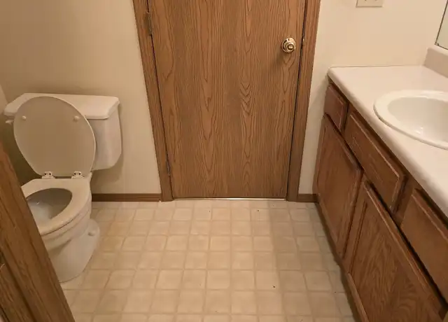 Property at 605 E Grand St Unit D, Springfield, MO, 65807, 2 beds, 2 baths, [object Object]