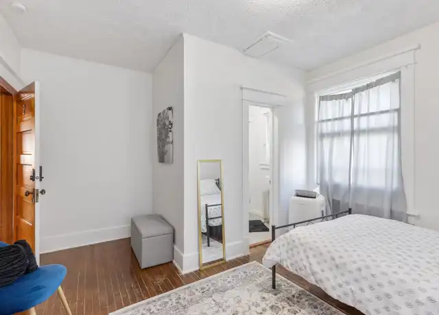 Property at 115 N 41st St Unit 1 Bed 2, Omaha, NE, 68131, 1 bed, 1 bath, [object Object]